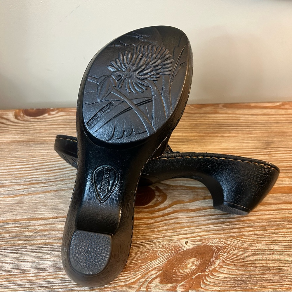 Born Black Leather Wedge Sandals Buckle Upper Sz 7 - Picture 7 of 7